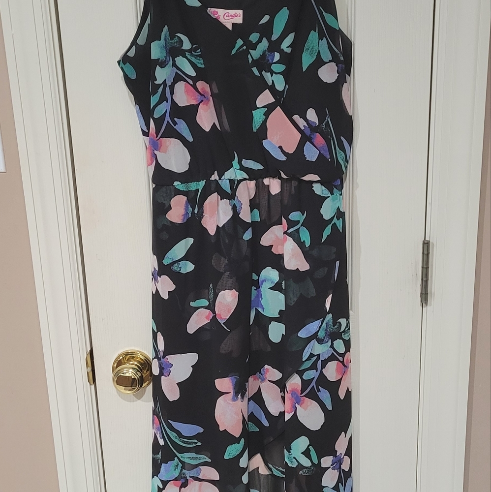 Hi-lo dress